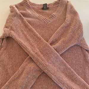 Rue 21 long sleeve sweater / shirt